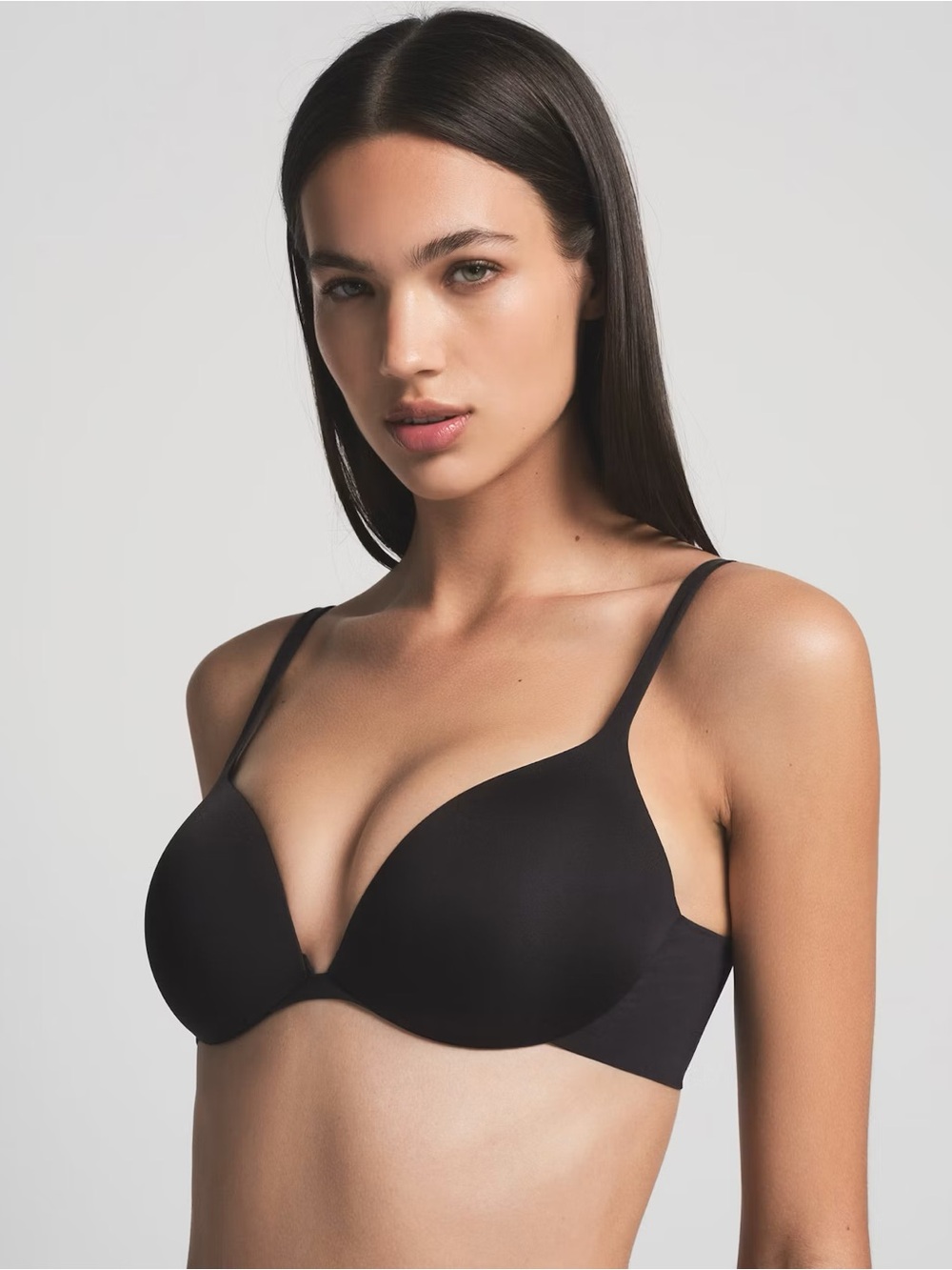 SKIMS ULTIMATE PUSH UP PLUNGE BRA ONYX SIZE 40B NWT